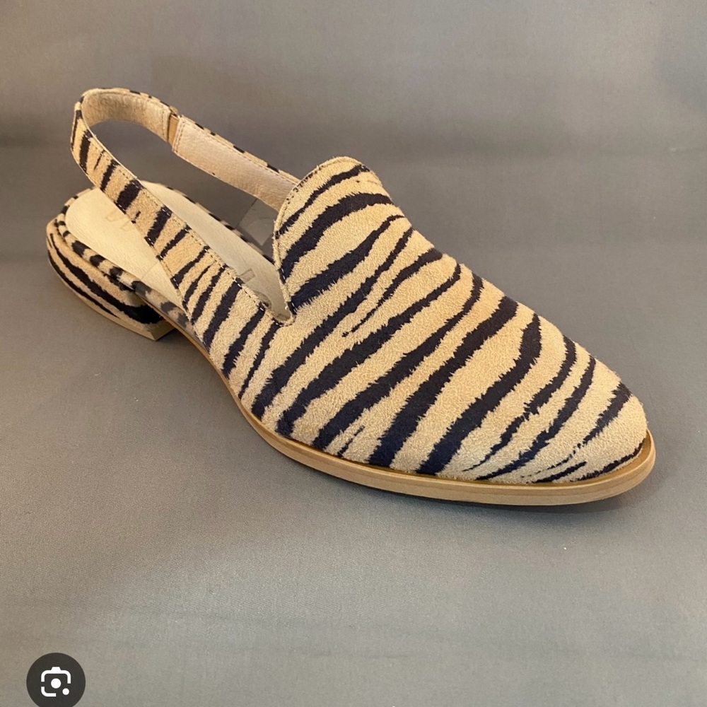 Sz 37(7.5)⭐️New Wonders Spain Zebra Print Leather Slingback. Fits 7.5. - Picture 4 of 16